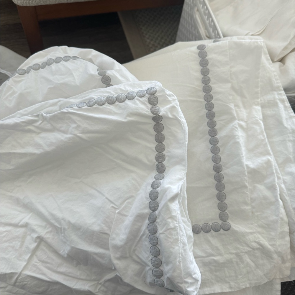 PB teen pop dot gray euro sham